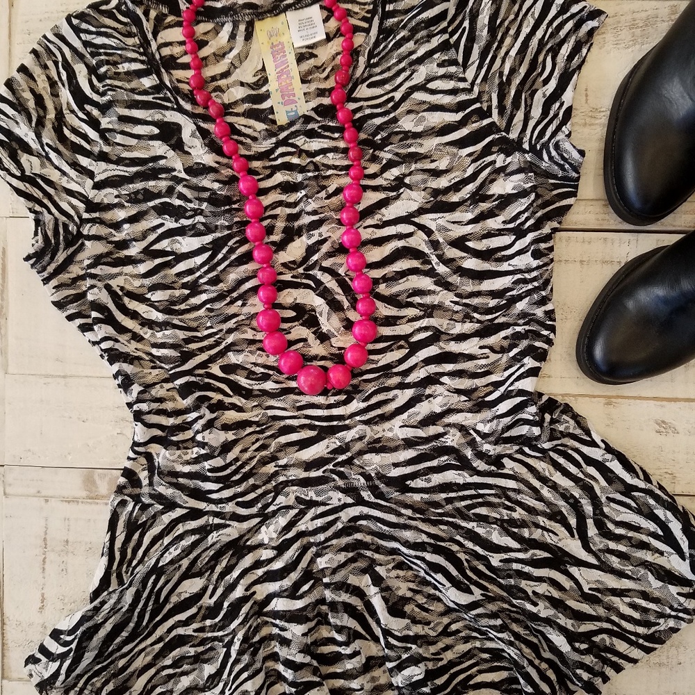 ⚡Freshly Brewed zebra print top